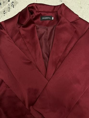 длинные женские пиджаки: Женские классические блейзеры - Модель: приталенный блейзер с — 3