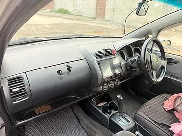 fit 2008: Honda Fit: 2001 г., Автомат, Бензин, Хэтчбэк — 8