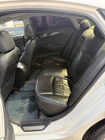 k5 2019: Hyundai Sonata: 2010 г., Автомат, Бензин, Седан — 5