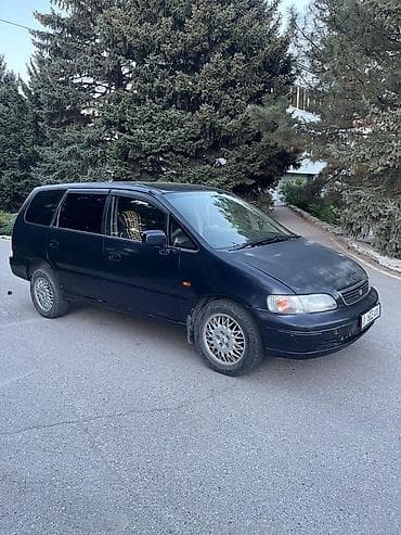 митсубиси спайк стар: Honda Shuttle: 1996 г., Минивэн — 2