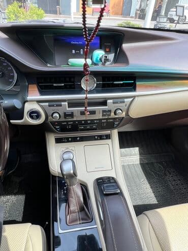 runx alex: Lexus ES: 2018 г., 2.5 л, Автомат, Гибрид, Седан — 22