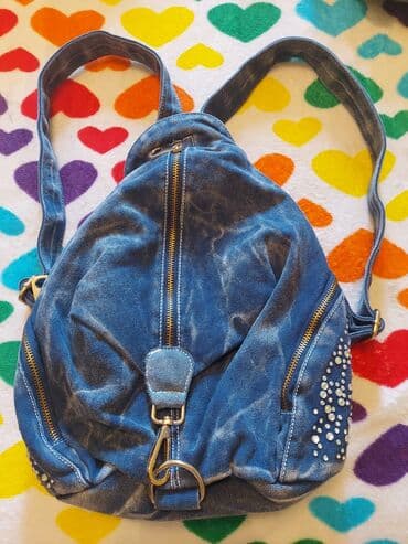 распродажа брендовых сумок: Продаю новые бредовые сумки привезенные с Эмират. Продаю дешевле — 1