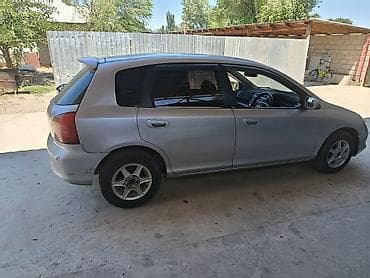 Транспорт: Honda Civic: 2002 г., Бензин, Хэтчбэк — 4