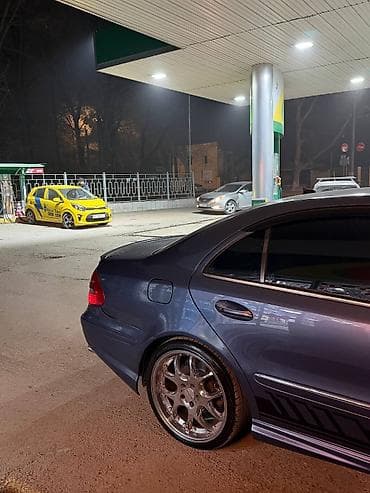 автомобиль мерс: Mercedes-Benz E-Class: 2002 г., 5 л, Типтроник, Бензин, Седан — 6