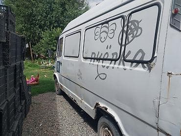 daf cf: Mercedes-Benz 190: 1990 г. — 4