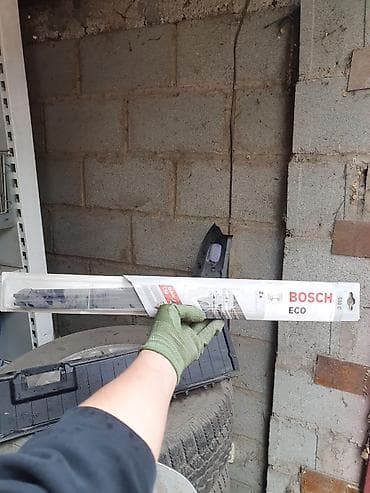 Автозапчасти: ДВОРНИКИ ОТ Bosch ОРИГИНАЛ ДАЖЕ НЕ ОТКРЫВАЛСЯ!!! 550mm 22'' — 1