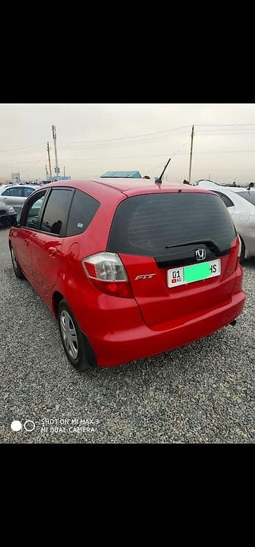 салон на фит: Honda Fit: 2008 г., 1.5 л, Автомат, Бензин, Хэтчбэк — 3
