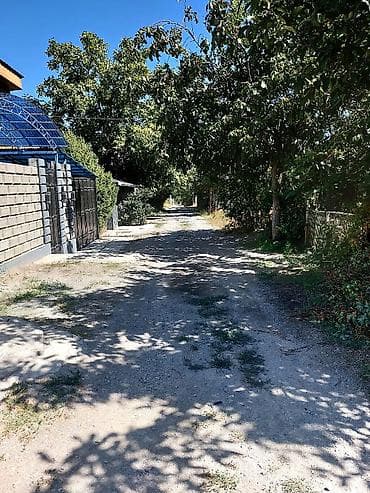 салкын: 🏡 ДАЧАЛЫК ҮЙ САТЫЛАТ! СРОЧНО! 📍 Жайгашкан жери: г. Бишкек, с — 1