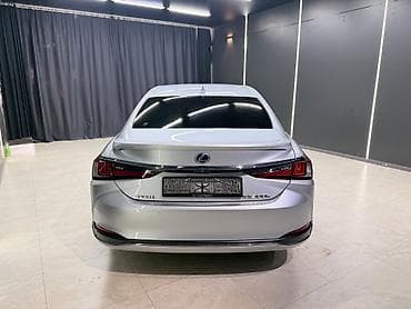 v klass: Lexus ES: 2019 г., 2.5 л, Вариатор, Гибрид, Седан — 4