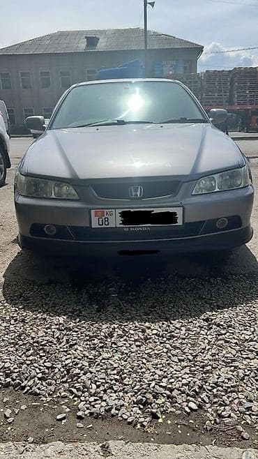 Honda Accord: 2001 г., 1.8 л, Автомат, Бензин, Седан