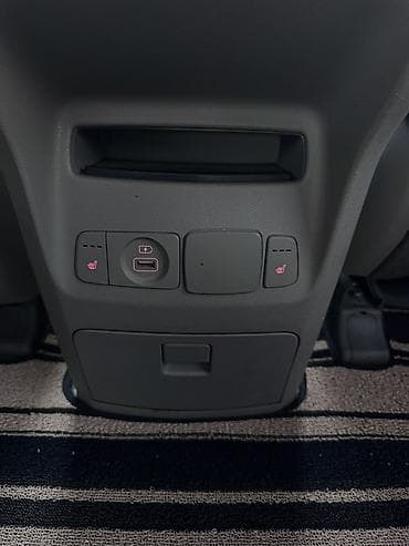 полики карнивал: Kia Carnival: 2019 г., 2.2 л, Автомат, Дизель, Минивэн — 8