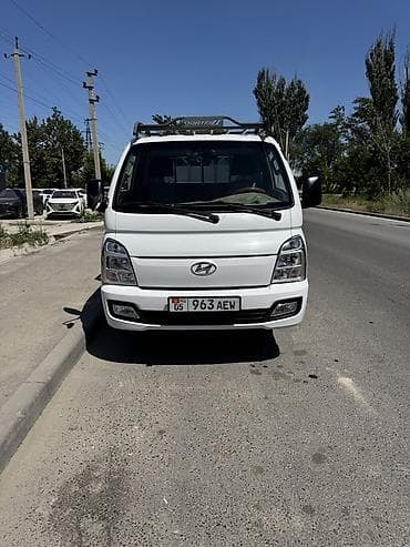5 11: Легкий грузовик, Hyundai, Стандарт, 1,5 т, Б/у — 1