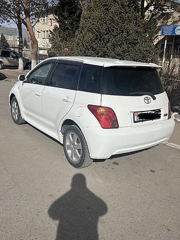 конда: Toyota Ist: 2005 г., 1.3 л, Автомат, Бензин, Хэтчбэк — 3
