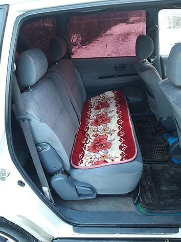 Продажа авто: Toyota Ipsum: 1999 г., 2 л, Автомат, Бензин, Минивэн — 7