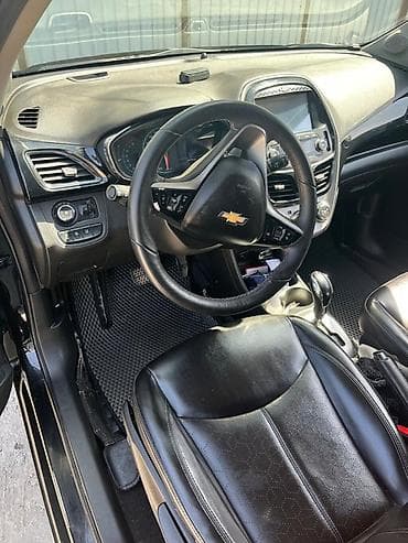 lf sonata: Chevrolet Spark: 2018 г., 1 л, Вариатор, Бензин, Хэтчбэк — 6