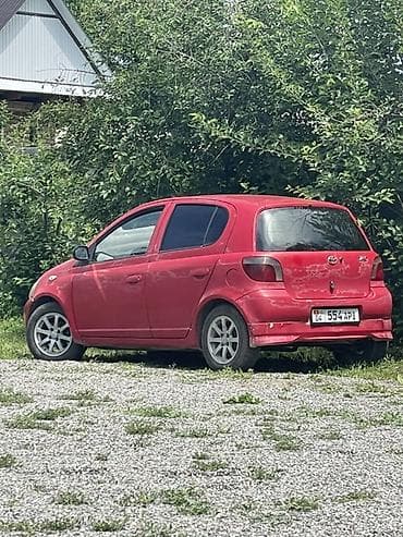 Toyota Yaris: 1999 г., 1 л, Механика, Бензин, Хэтчбэк
