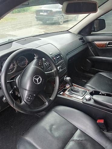 чехол на машины: Mercedes-Benz C-Class: 2008 г., Автомат, Седан — 3