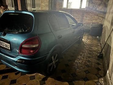 Nissan Almera: 2001 г., 1.8 л, Автомат, Бензин, Хэтчбэк