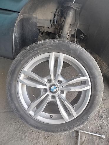 Литые Диски R 17 BMW, Комплект, отверстий - 4, Б/у at lalafo.kg Литые Диски R 17 BMW, Комплект, отверстий - 4, Б/у