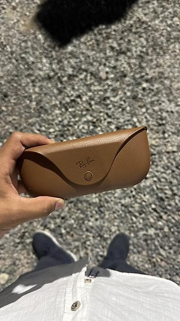 Ray-Ban хамелеон Stories RW4006 (Wayfarer) — умные очки со встроенными