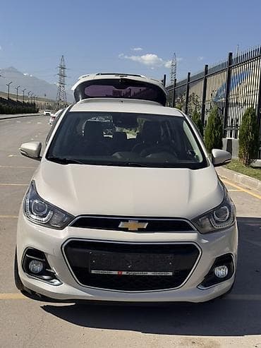 Chevrolet Spark: 2016 г., 1 л, Автомат, Бензин, Хэтчбэк — 3