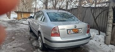 Унаа сатуу: Volkswagen Passat: 2002 г., 2 л, Кол менен иштөөчү, Бензин, Седан — 3