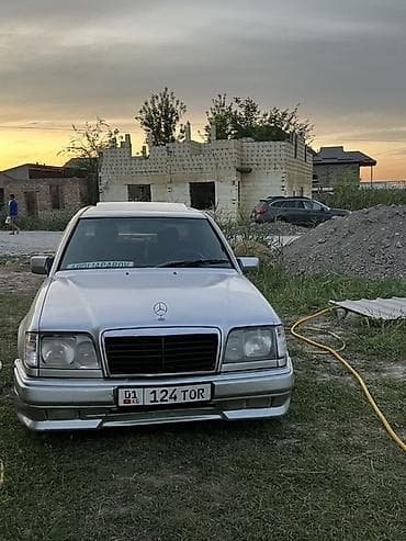 Mercedes-Benz W124: 1995 г., 3.2 л, Автомат, Бензин, Седан — 7