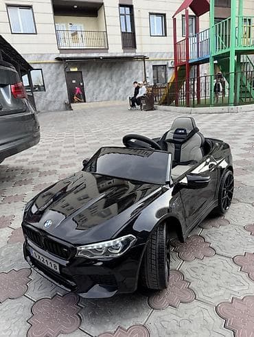 Детский электрокар, Б/у