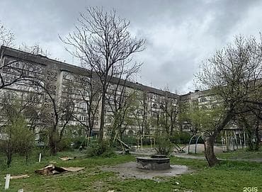 доля в квартире: 3 комнаты, С подселением — 1