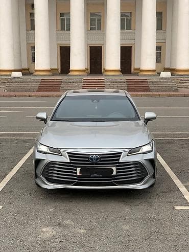 Toyota Avalon: 2021 г., 2.5 л, Вариатор, Гибрид, Седан