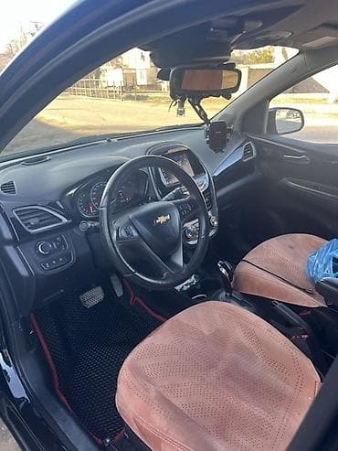 китайская машина byd: Chevrolet Spark: 2020 г., 1 л, Вариатор, Бензин, Хэтчбэк — 6