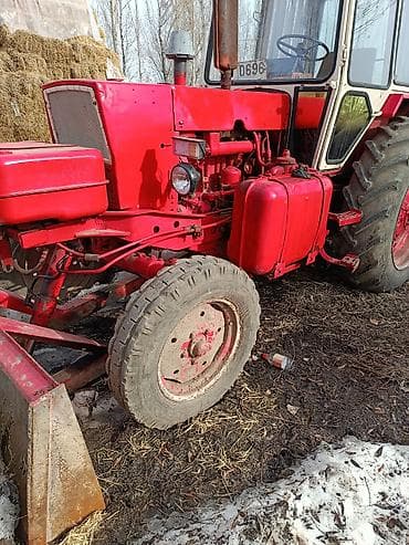 бетон жумуштары: Модель: Башка МТЗ тракторлор, Колдонулган, 1990 г., Башка агрегаттар менен трактор — 3