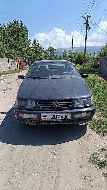 1 mz: Volkswagen Passat: 1994 г., 2 л, Механика, Бензин, Седан — 1