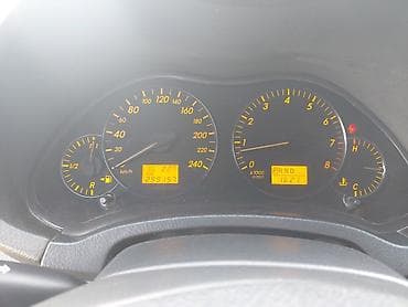 Транспорт: Toyota Avensis: 2003 г., 1.8 л, Автомат, Бензин, Седан — 4