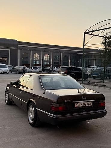 зеркало 221: Mercedes-Benz E-Class: 1990 г., Бензин, Купе — 8