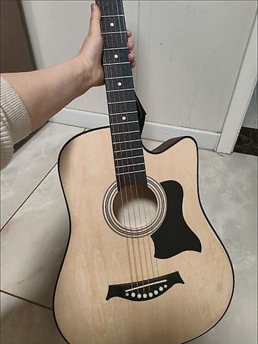 продам синтезатор бу: Акустическая гитара 38" с вырезом (cutaway) Отличный вариант для — 1