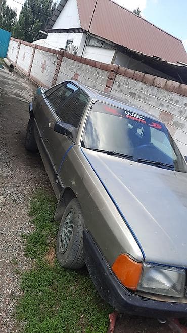 калектор ауди: Audi 100: 1989 г., Седан — 4