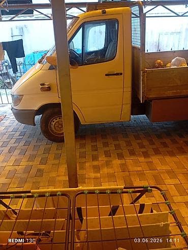 ск глушитель: Mercedes-Benz Sprinter CDI — бортовой малотоннажный грузовик — 2