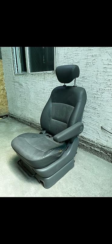 сиденье на sprinter: Автобусное сиденье, Mercedes-Benz — 4