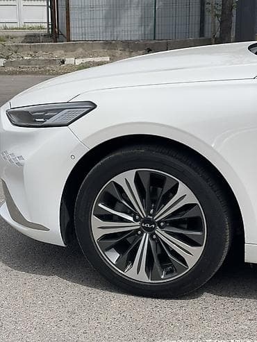 kia ev9: Kia K8: 2023 г., 1.6 л, Робот, Гибрид, Седан — 5