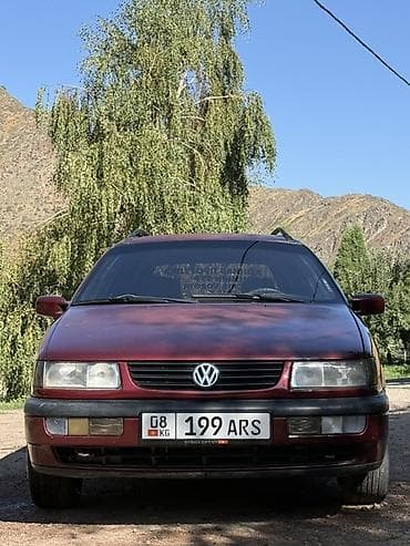 араба ош: Volkswagen Passat Variant: 1994 г., 1.8 л, Механика, Бензин, Универсал — 1
