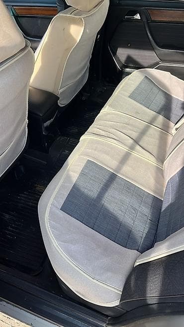 дворник 124: Mercedes-Benz W124: 1990 г., Автомат, Бензин, Седан — 4