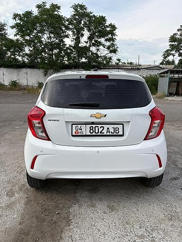 Транспорт: Chevrolet Spark: 2019 г., 1 л, Бензин, Хэтчбэк — 2