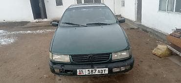 Volkswagen Vento: 1995 г., 1.8 л, Механика, Бензин, Седан at lalafo.kg Volkswagen Vento: 1995 г., 1.8 л, Механика, Бензин, Седан