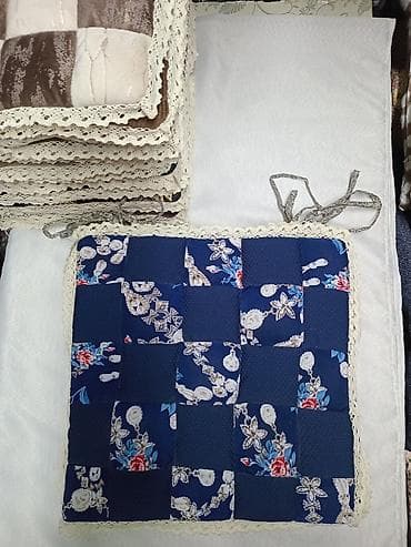 подушка сиденья: Отургуч үчүн жумшак төшөкчө (Сидушка) ​ ​Дизайны: Классикалык "шахмат" — 10