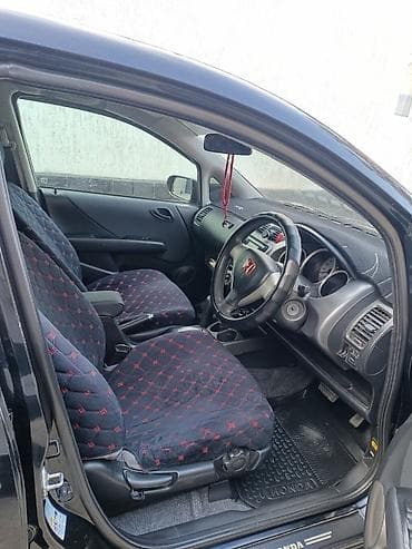 fit 2020: Honda Fit: 2005 г., 1.3 л, Автомат, Бензин, Хэтчбэк — 3
