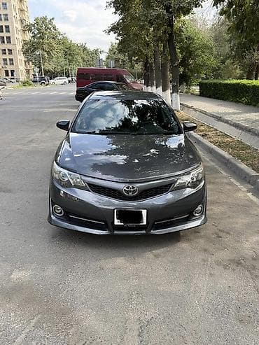 Toyota Camry: 2014 г., 2.5 л, Автомат, Бензин, Седан at lalafo.kg Toyota Camry: 2014 г., 2.5 л, Автомат, Бензин, Седан