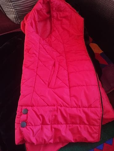 форма зимняя: Зимний набор одежды 1) Утеплённый жилет - Цвет: ярко‑красный - Прямой — 5