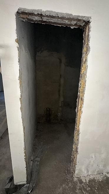 open space: Коммерческое помещение в жилом комплексе 1300m2 полуцоколь 4 блока по — 5