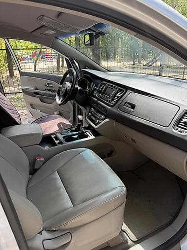 e klass: Kia Carnival: 2017 г., 2.2 л, Автомат, Дизель, Минивэн — 8